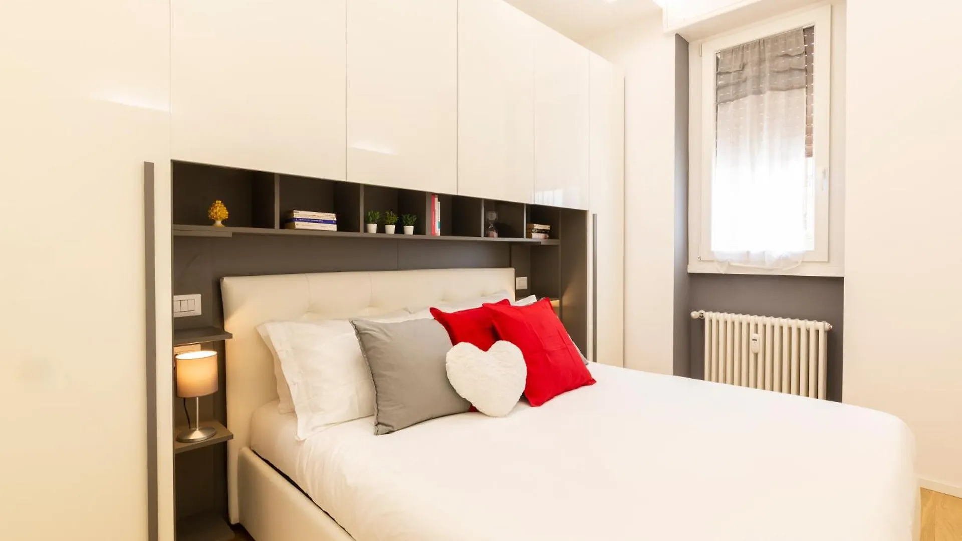 Monte Ceneri Suite 밀라노 0*,